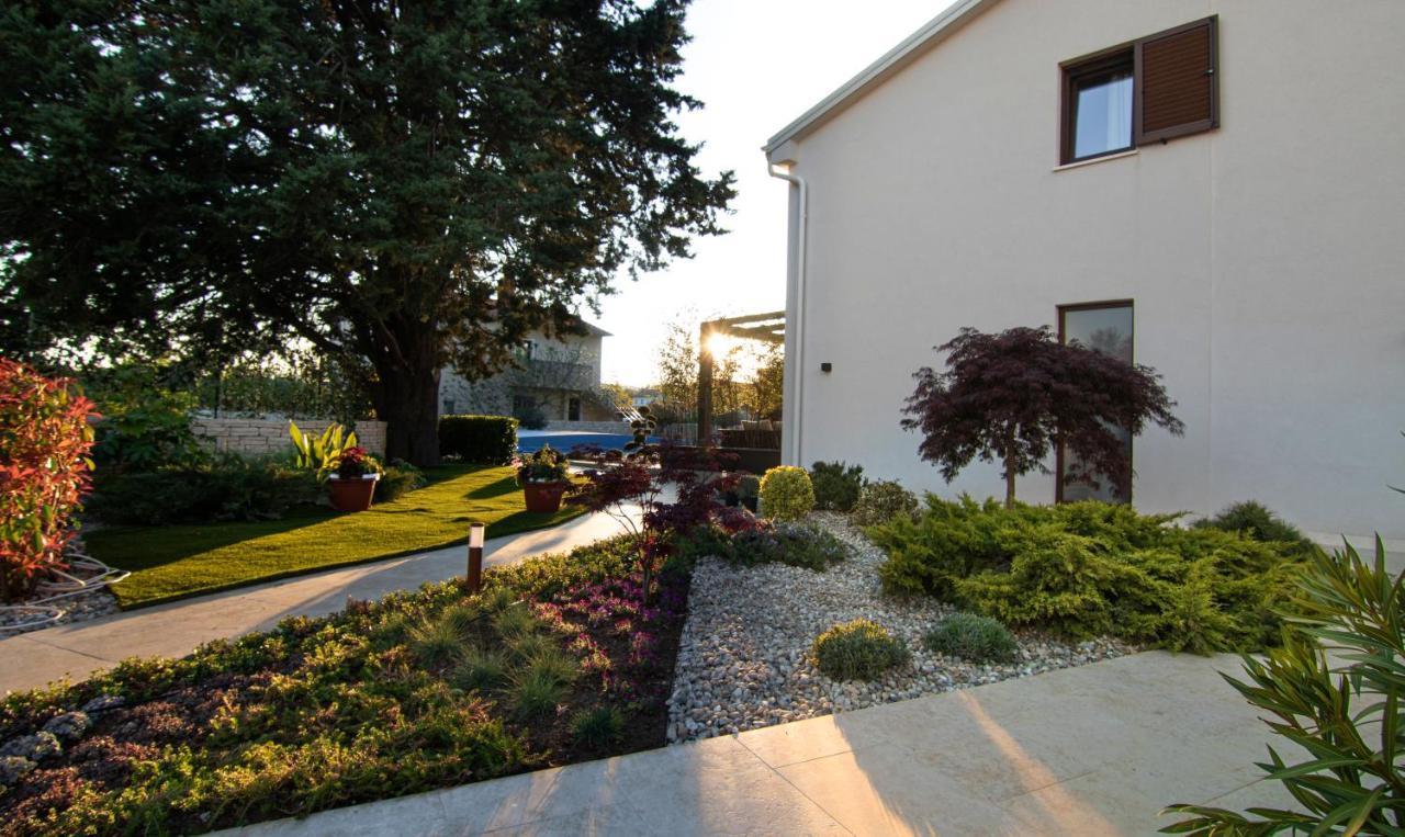 Villa Caprice - Krk Milohnici Экстерьер фото